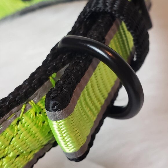 KONG XS/S Green & Black Reflective Dog Collar + 4 Ft Comfort Grip Rope Leash - Picture 5 of 16